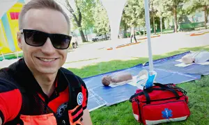 Czy ratownik KPP może prowadzić szkolenia z pierwszej pomocy? Sprawdź wymagania.