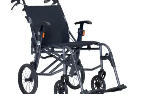 Ile waży wózek inwalidzki? Zaskakujące różnice między modelami
