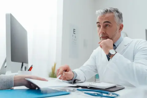 Czy lekarz prywatny może wystawić skierowanie na NFZ bez kosztów?