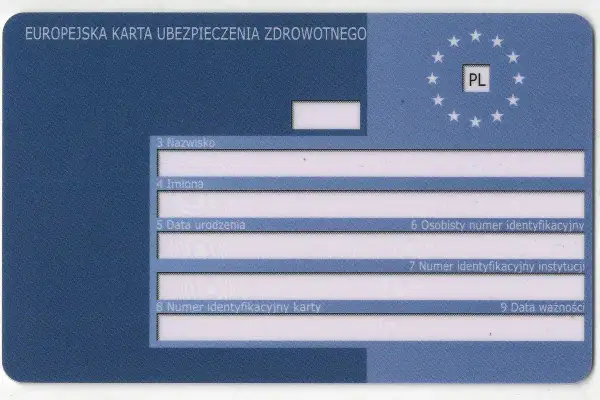 Europejska karta ubezpieczenia zdrowotnego z oznaczeniem PL. Dokument zawiera pola na nazwisko, imiona, datę urodzenia i inne dane.